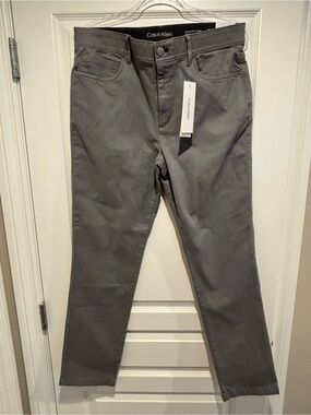 Calvin Klein Men’s Infinite Flex Waist Grey Pants